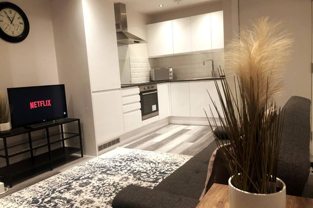 Entire Apartment / Nec / Resorts World / Birmingham Airport Sheldon  Екстериор снимка
